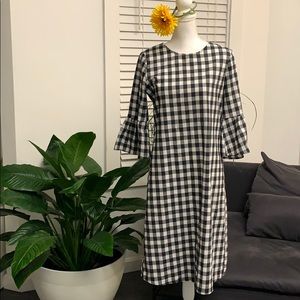 CLOSET CLEANOUT BEFORE DONATING